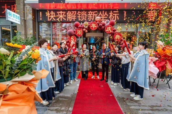 甄茜施 · 五年三次合作项目现场